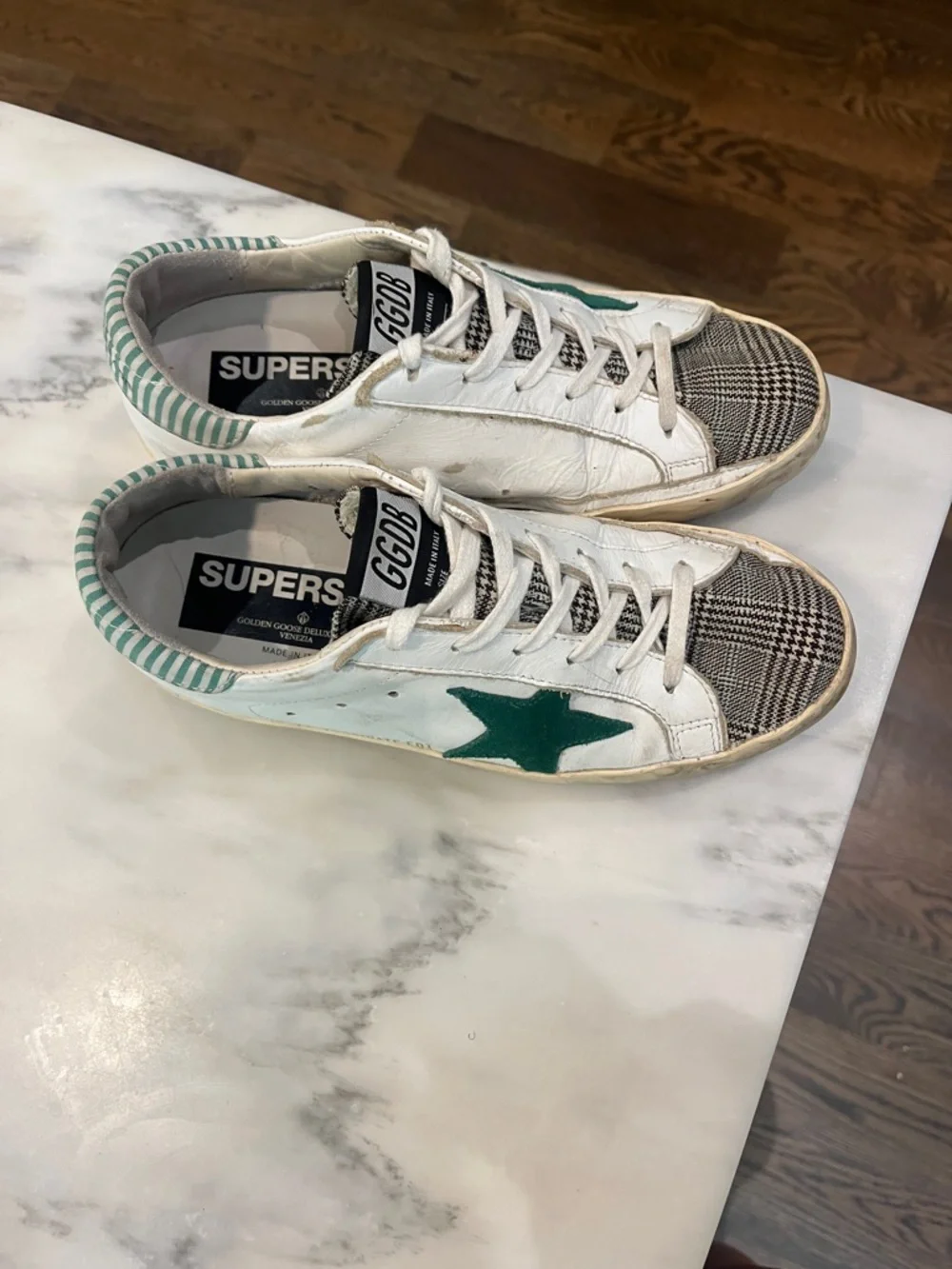 Authentic Golden Goose Sneakers size 37 - Picture 3 of 8